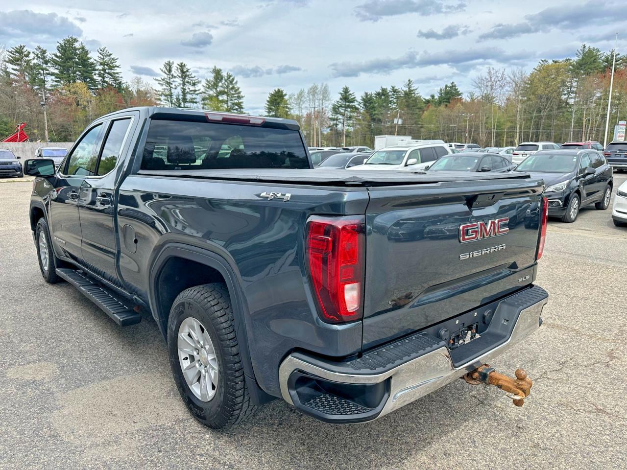 2019 GMC SIERRA VIN 1GTR9BED0KZ184150 photo 3