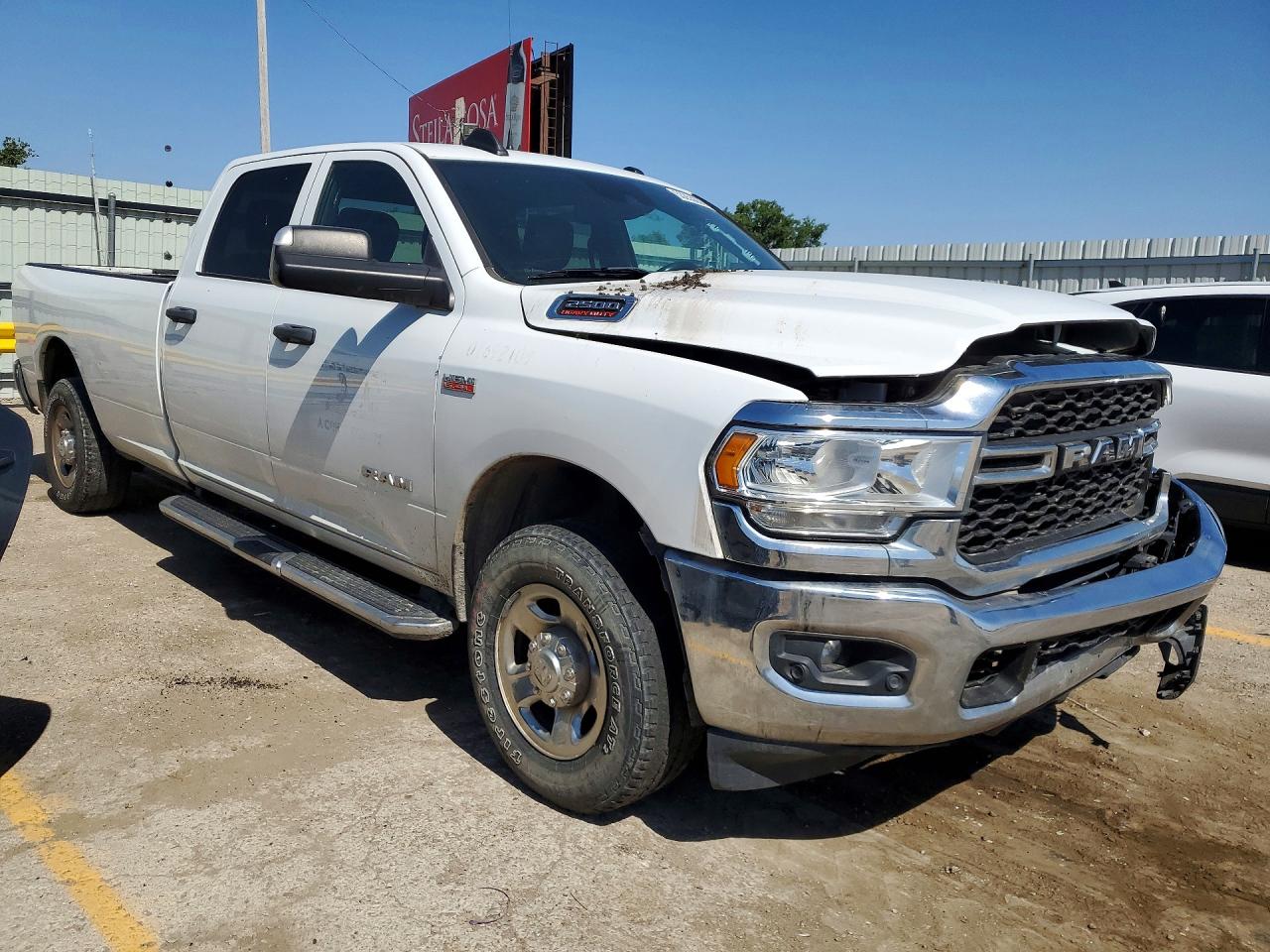 2021 Ram 2500 VIN 3C6UR4HJ5MG578311 photo 4