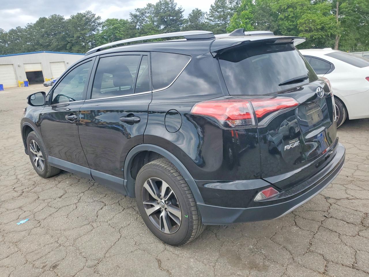 2017 TOYOTA Rav4 VIN 2T3WFREV4HW321371 photo 2