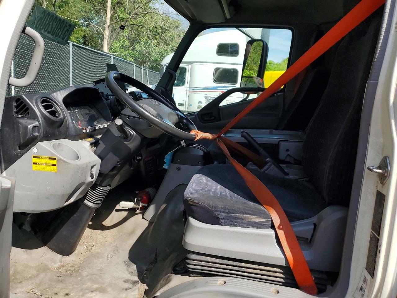 2017 HINO All other VIN JHHSDM2H5HK005876 photo 7