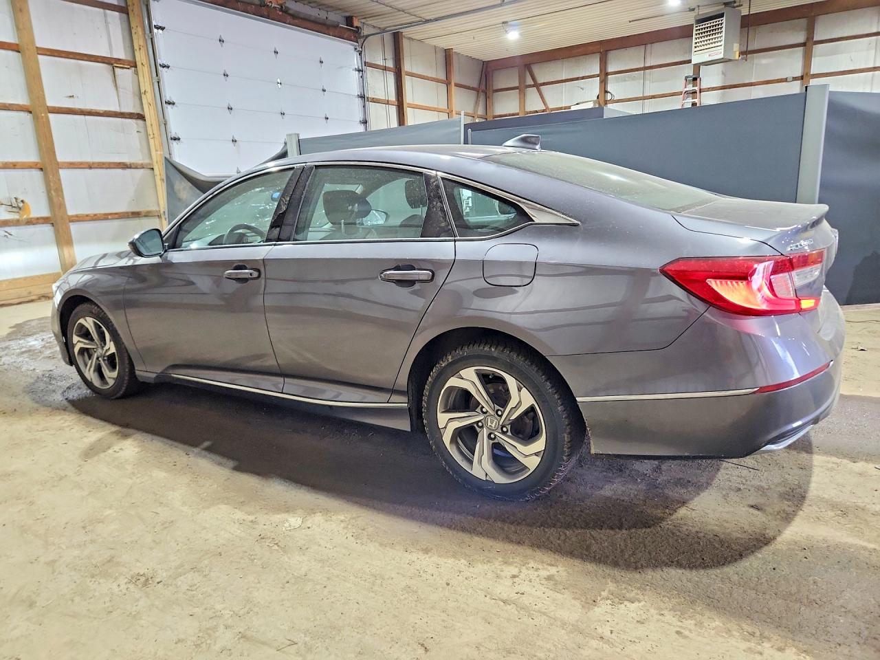 2019 Honda Accord VIN 1HGCV1F48KA043269 photo 2