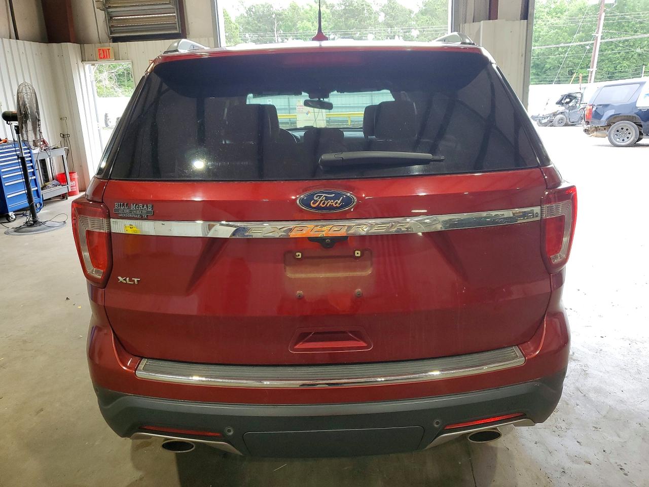 2018 Ford Explorer VIN 1FM5K7D81JGA19153 photo 6