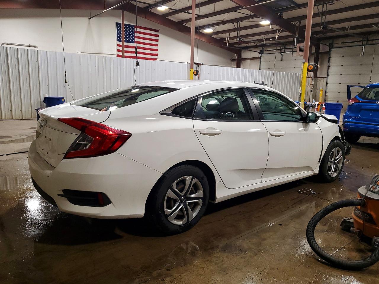 2017 Honda Civic VIN 2HGFC2F59HH550449 photo 3