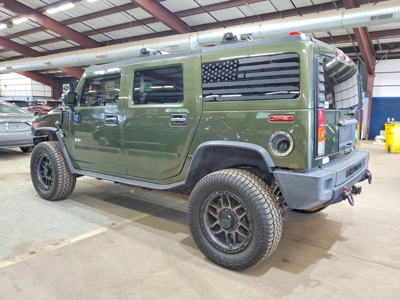 2003 Hummer H2 VIN 5GRGN23U33H101063 photo 2