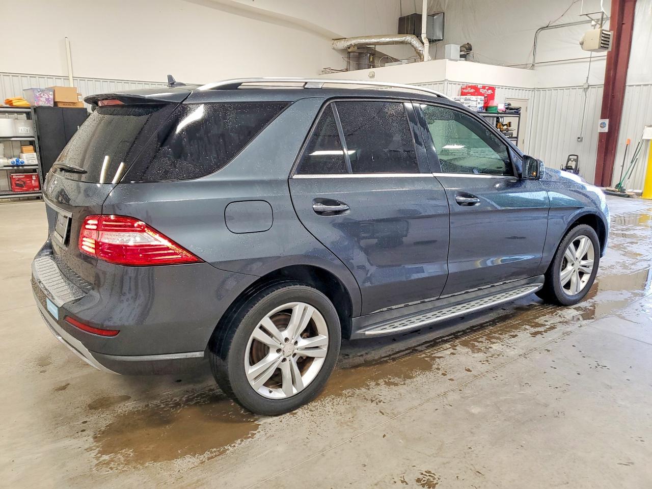 2014 Mercedes-Benz M-class VIN 4JGDA5JB4EA349882 photo 3
