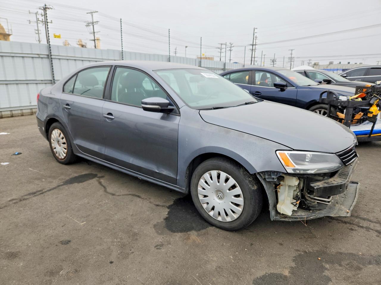 2011 Volkswagen Jetta VIN 3VWDZ7AJ1BM394595 photo 4