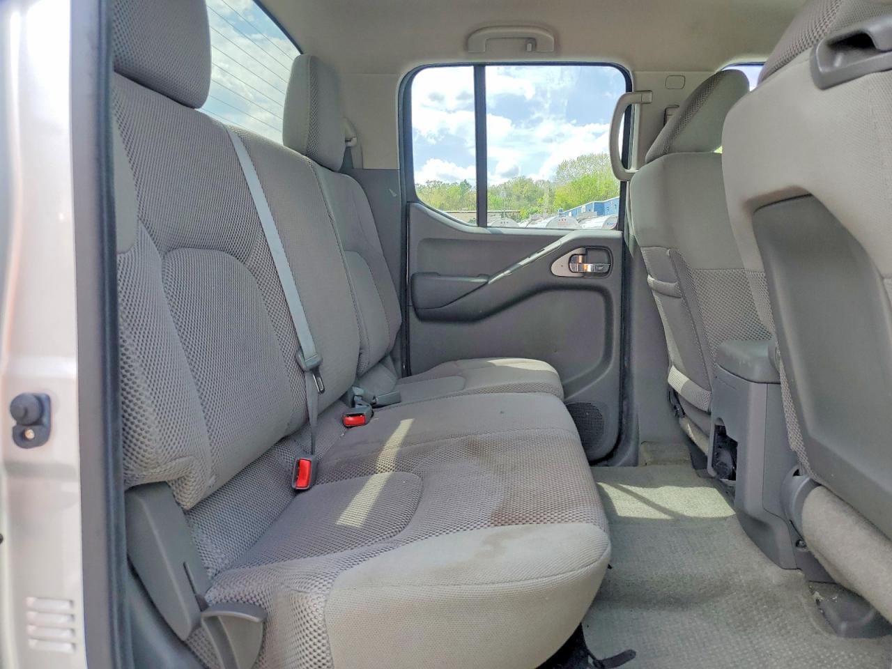 2013 Niss Frontier VIN 1N6AD0EV1DN735587 photo 10