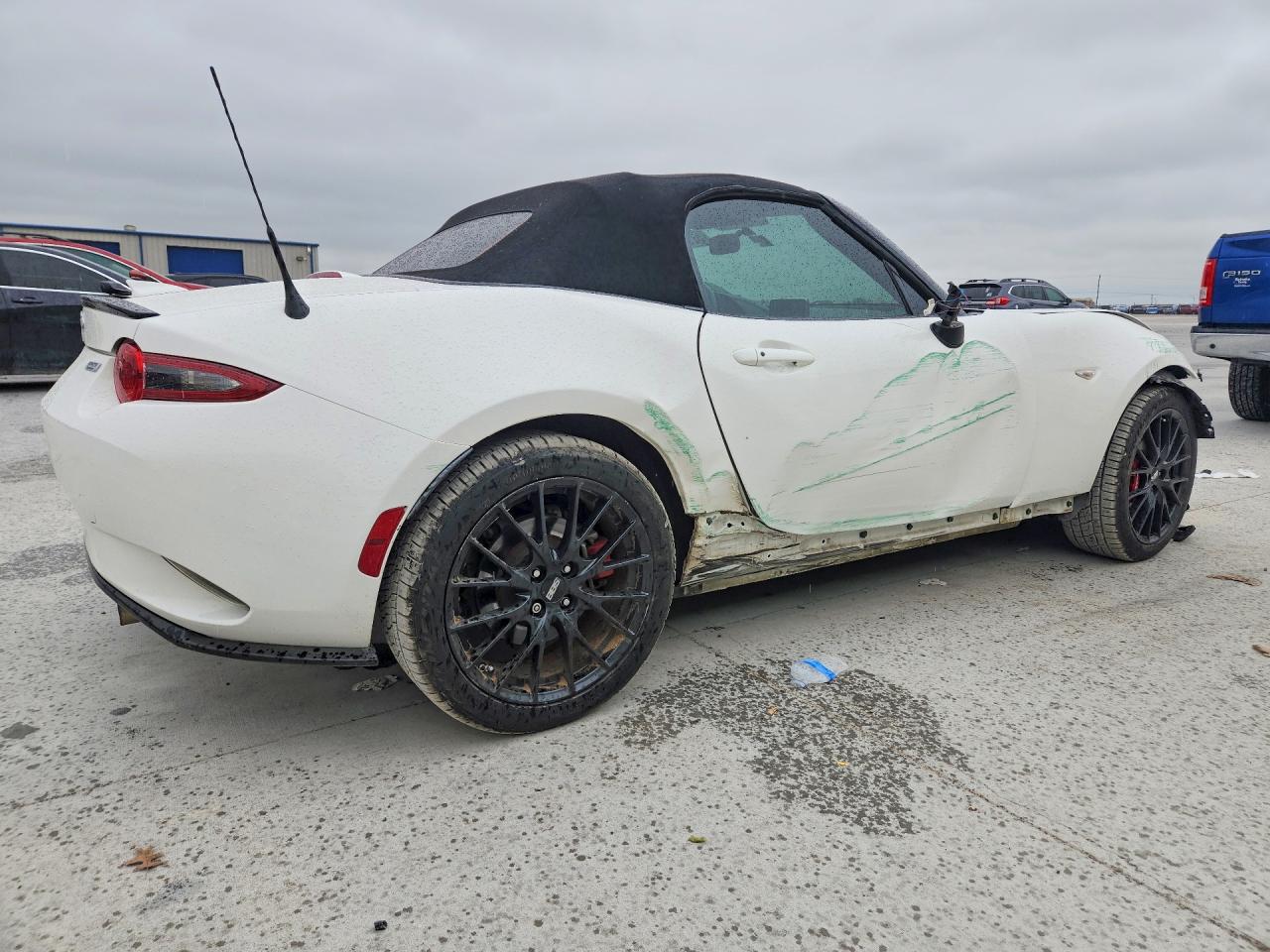 2016 Mazda Mx5 VIN JM1NDAC72G0119736 photo 3