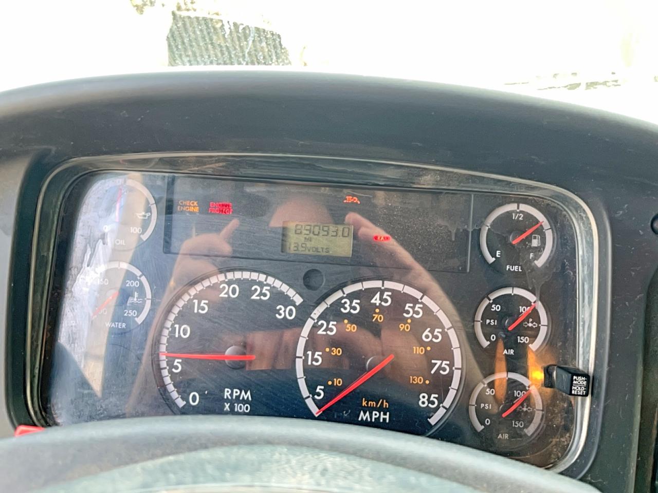 2009 FREIGHTLINER All other VIN 1FVACYDJ49DAM9292 photo 8