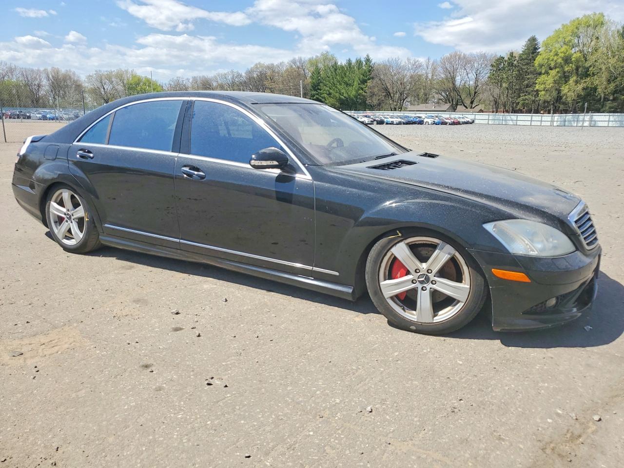 2009 Mercedes-Benz S class VIN WDDNG86X59A252697 photo 4