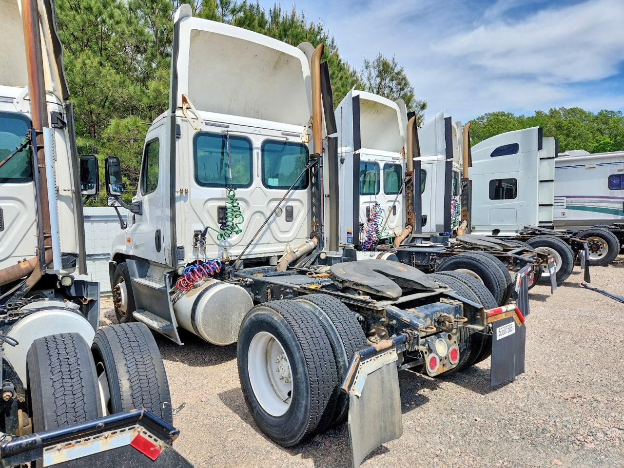 2016 FREIGHTLINER All other VIN 1FUBGEDV4GLHC5656 photo 3