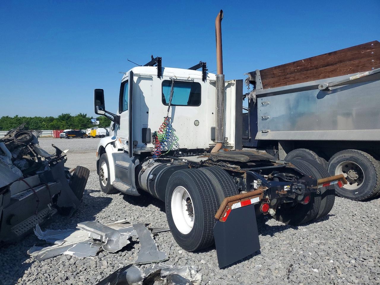 2016 PETERBILT All other VIN 1XPBA48X3GD339884 photo 3