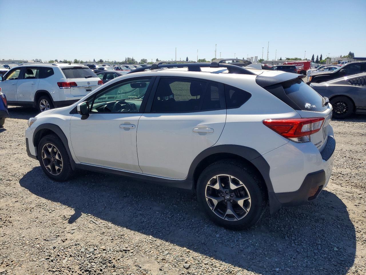 2019 Subaru Crosstrek VIN JF2GTACC7K8263013 photo 2