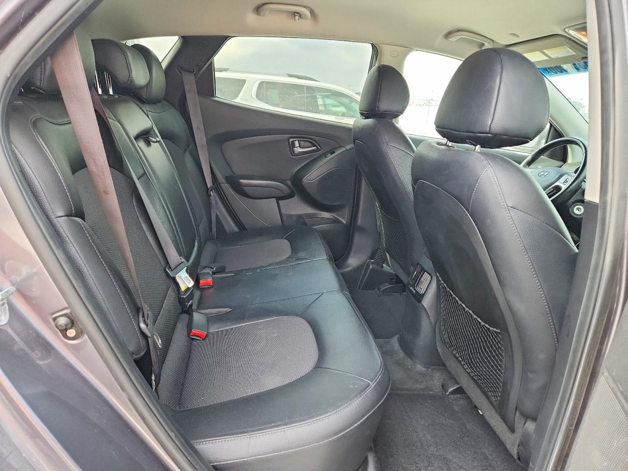 2015 Hyundai Tucson VIN KM8JUCAG4FU045347 photo 11