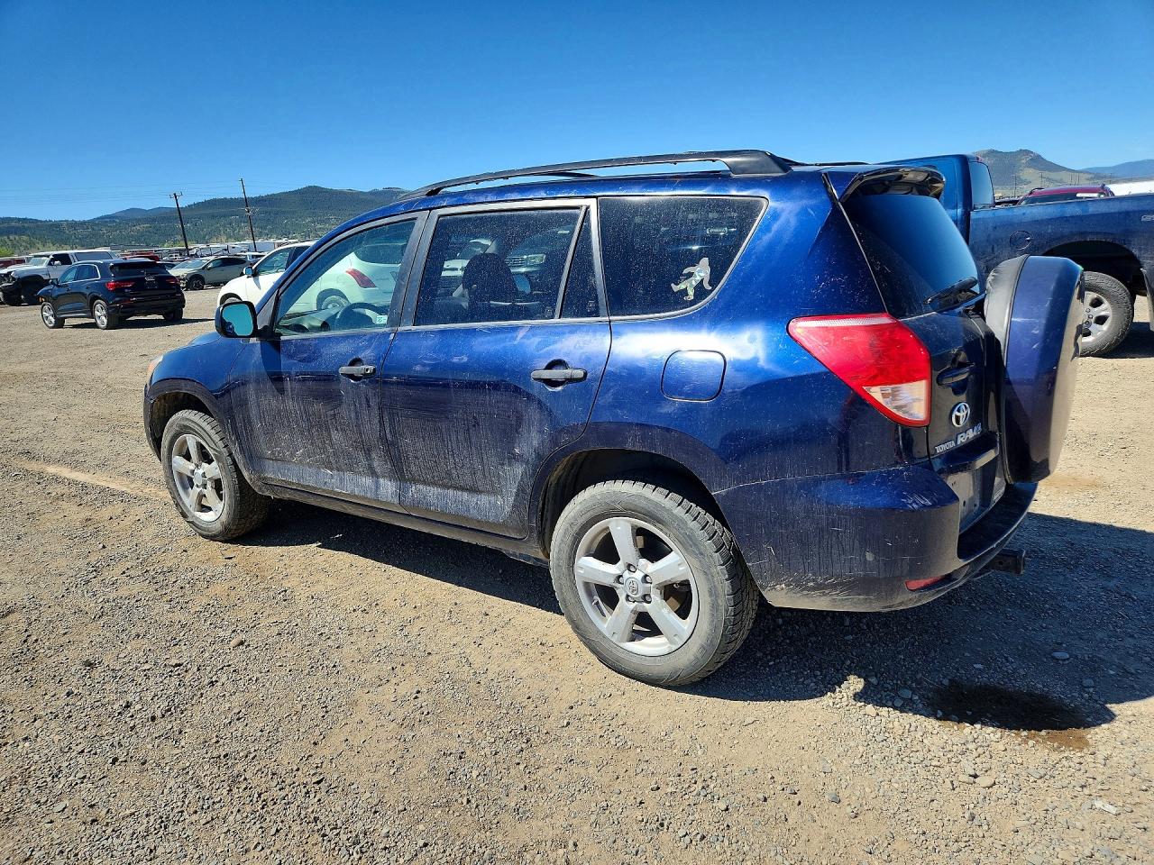 2007 Toyota Rav4 VIN JTMBD33V475082897 photo 2