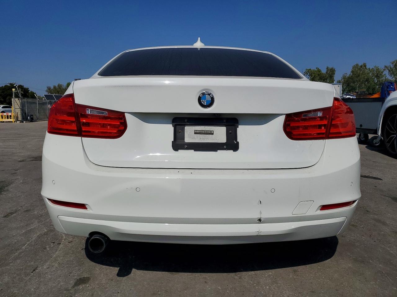 2015 BMW 3 series VIN WBA3B1G50FNT06168 photo 6