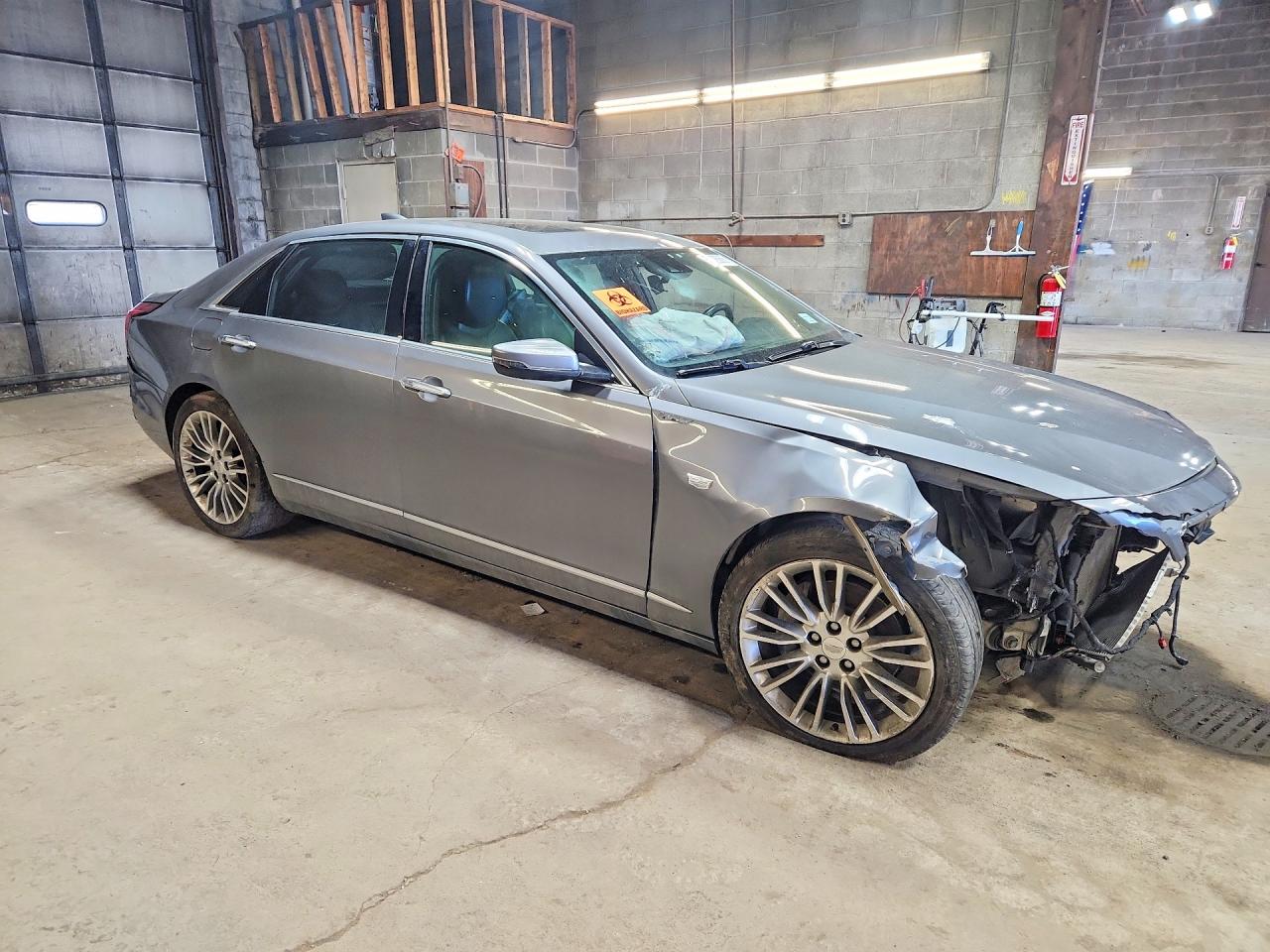 2018 Cadillac Ct6 VIN 1G6KG5RS4JU137767 photo 4