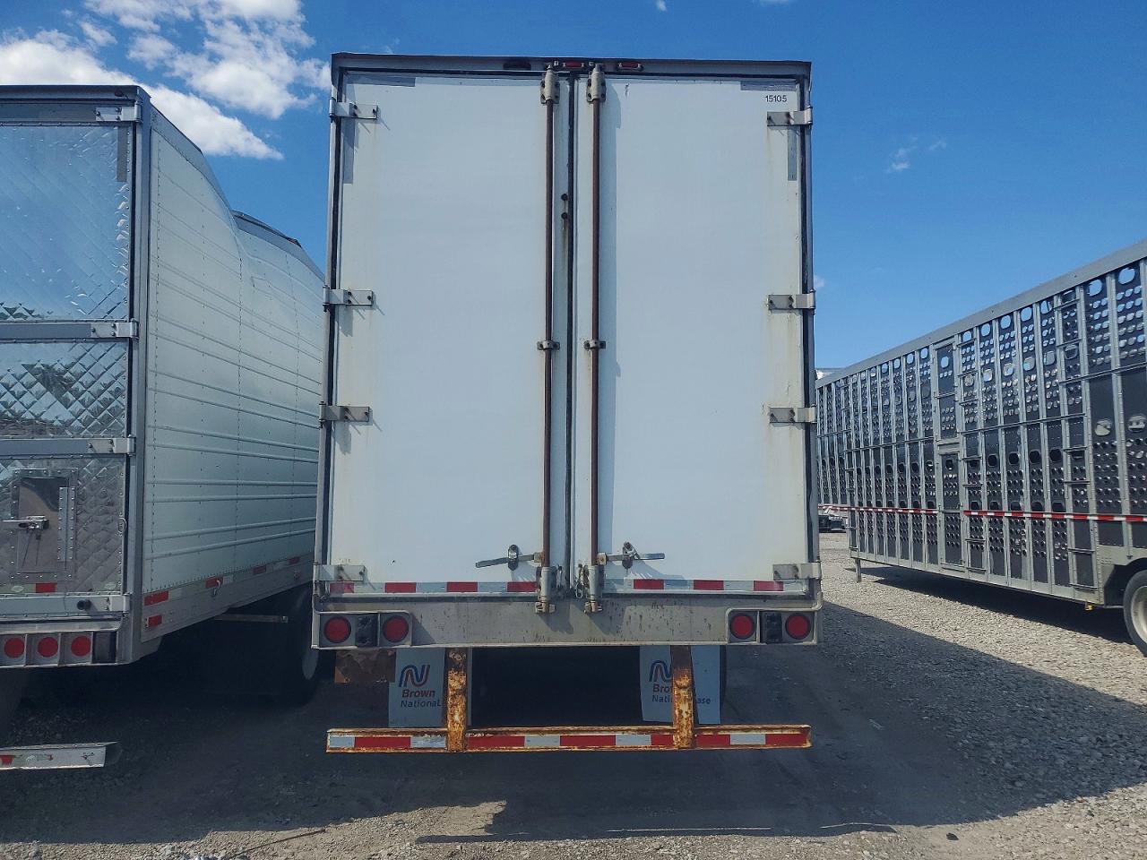 2005 UTILITY All models VIN 1UYVS25385P410513 photo 6