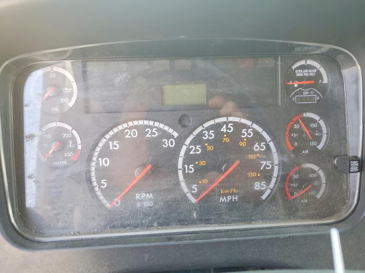 2015 FREIGHTLINER All other VIN 1FVACWDT5FHGC2948 photo 9