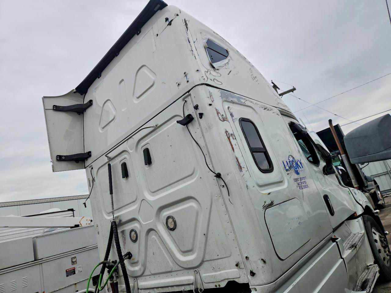 2021 FREIGHTLINER All other VIN 3AKJHHDR5MSMT2010 photo 9