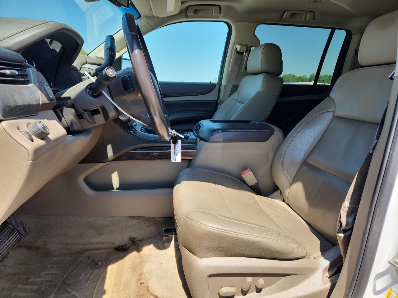 2015 Chevrolet Suburban VIN 1GNSCJKC8FR542679 photo 7