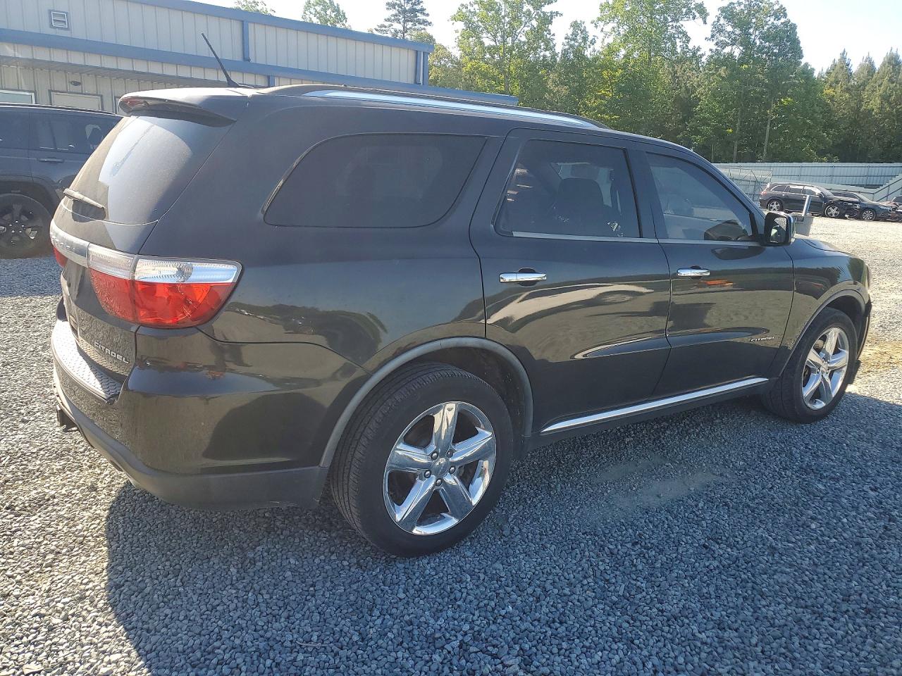 2011 Dodge Durango VIN 1D4SE5GTXBC710566 photo 3