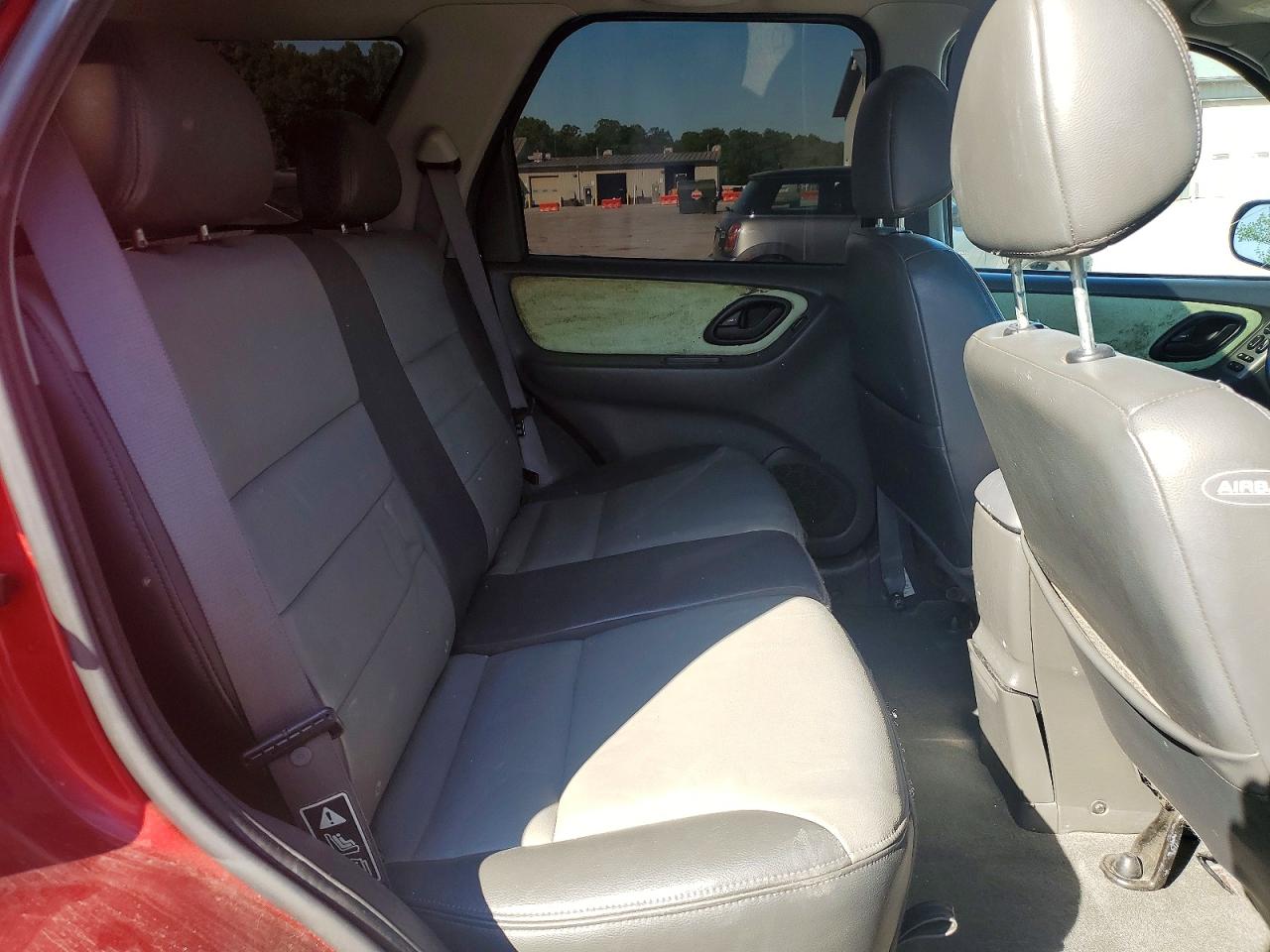 2003 FORD Escape VIN 1FMCU93103KC97561 photo 11