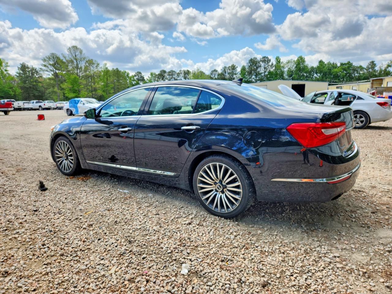 2014 Kia Cadenza VIN KNALN4D75E5123894 photo 2