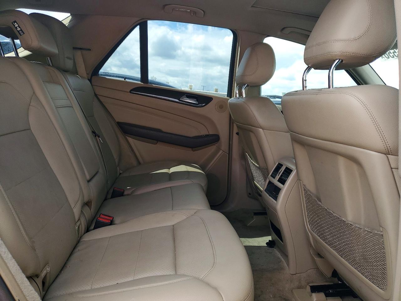2015 Mercedes-Benz M-class VIN 4JGDA5JBXFA561672 photo 11