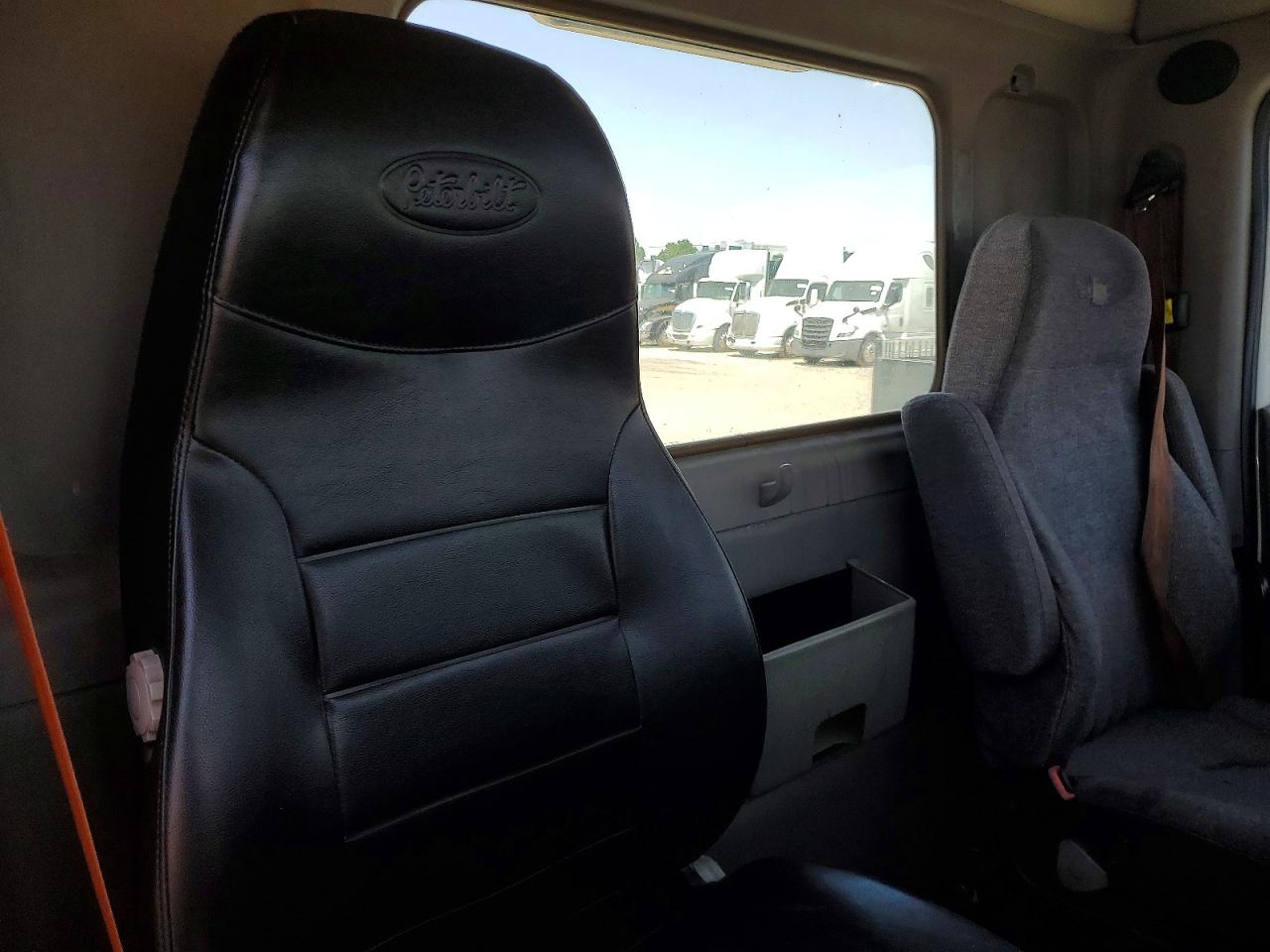 2018 PETERBILT All other VIN 1XPBA48X1JD477902 photo 6