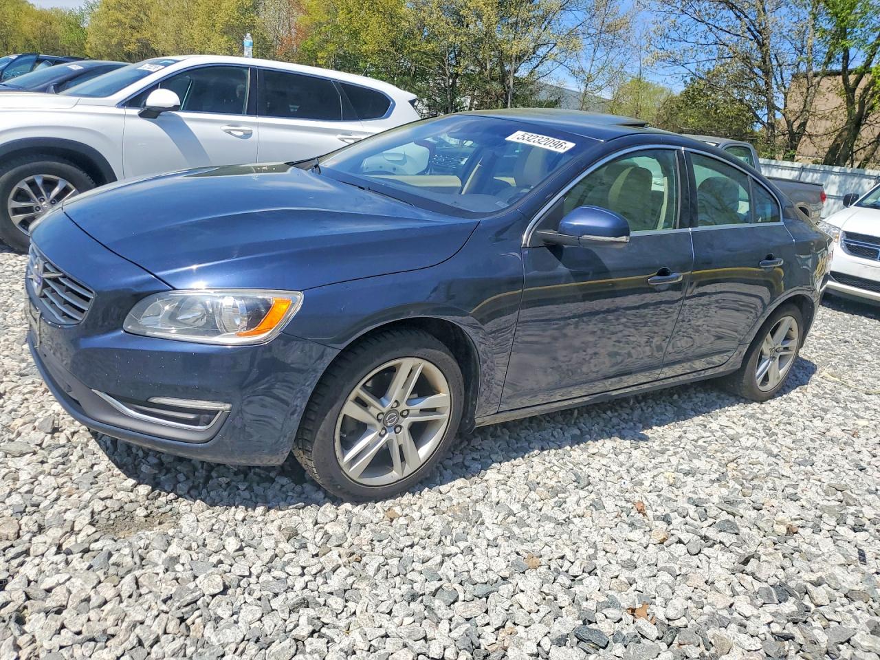 2015 Volvo S60 VIN YV126MFK2F2336893 photo 1