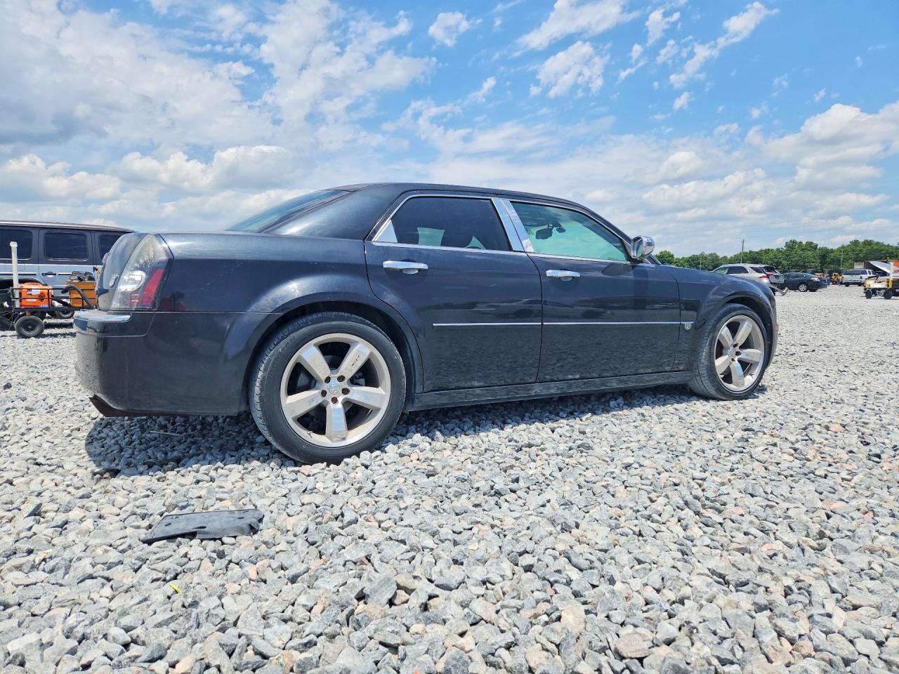 2006 Chrysler 300 VIN 2C3KA63H56H377975 photo 3
