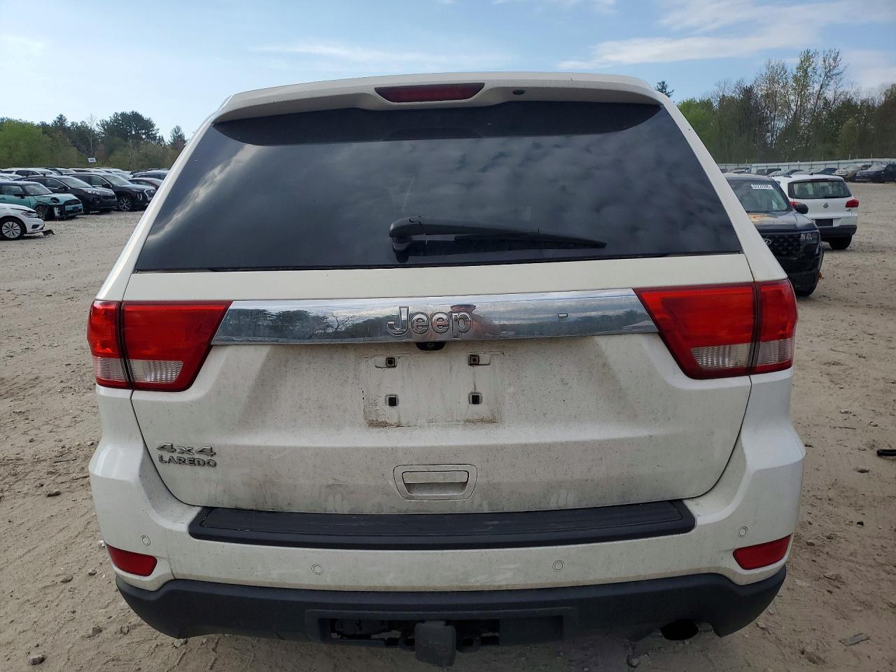 2011 Jeep Cherokee VIN 1J4RR4GG2BC544146 photo 6
