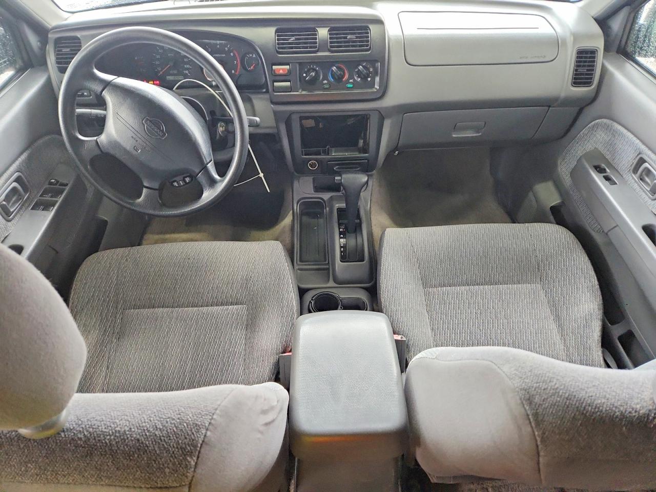 2000 NISSAN Frontier VIN 1N6ED27T8YC391752 photo 8
