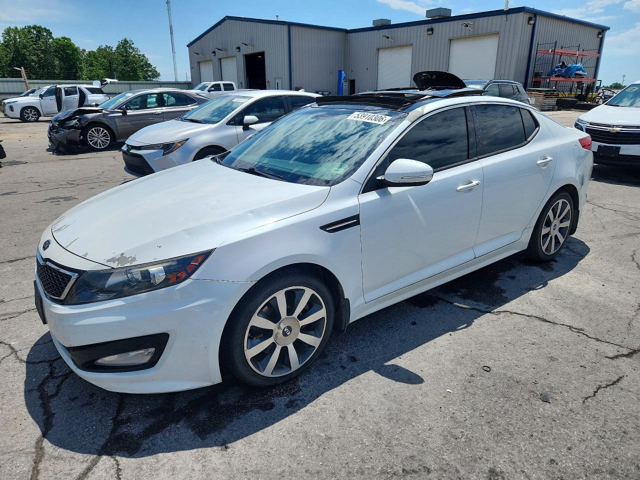 2012 Kia Optima VIN 5XXGR4A66CG073911 photo 1