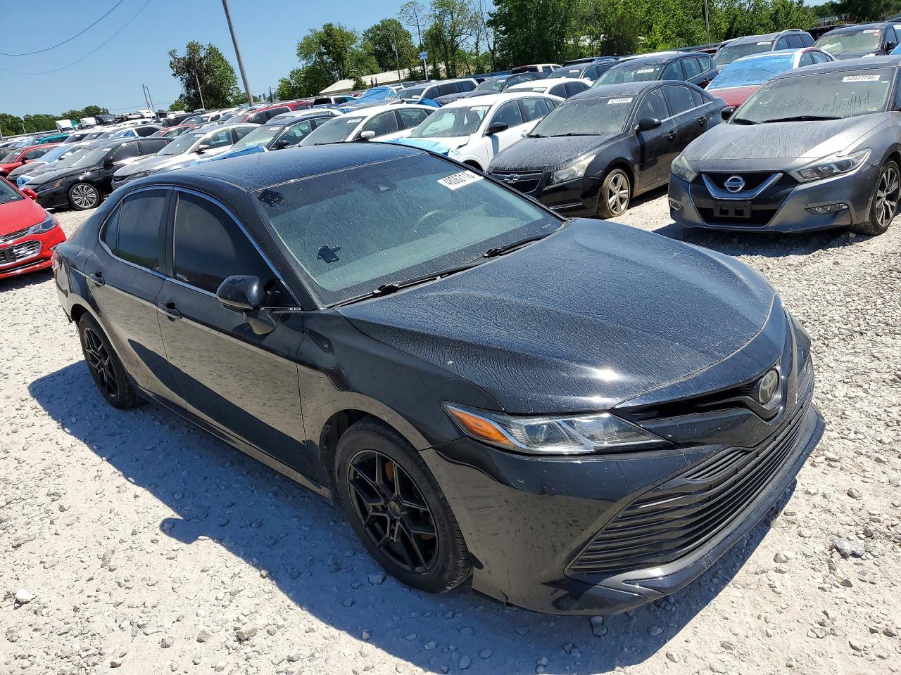 2018 Toyota Camry VIN 4T1B11HK6JU049422 photo 4
