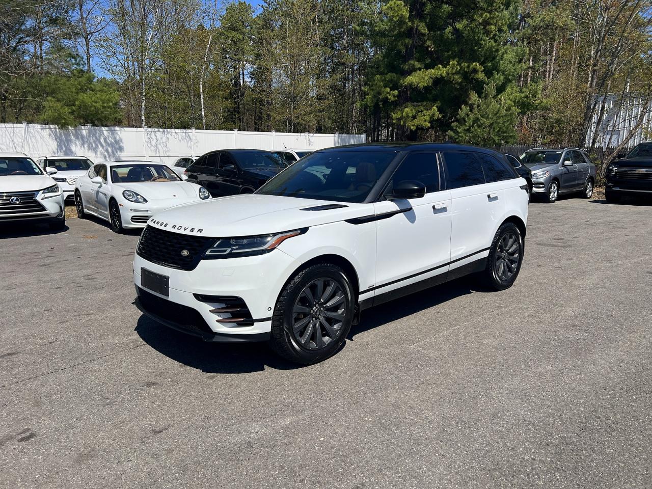 2018 Land Rangerover VIN SALYL2RV1JA757563 photo 2