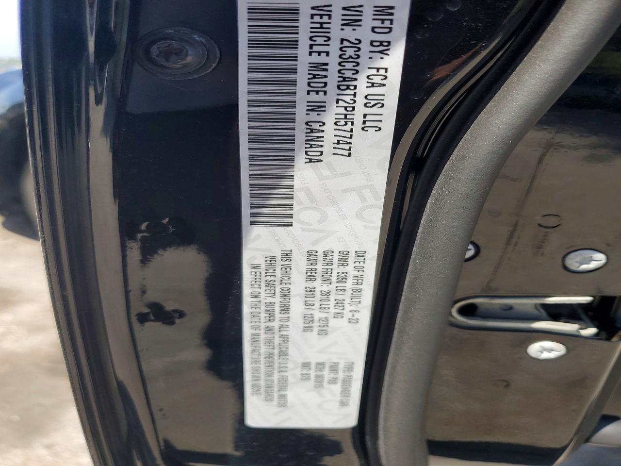 2023 Chrysler 300 VIN 2C3CCABT2PH577477 photo 12
