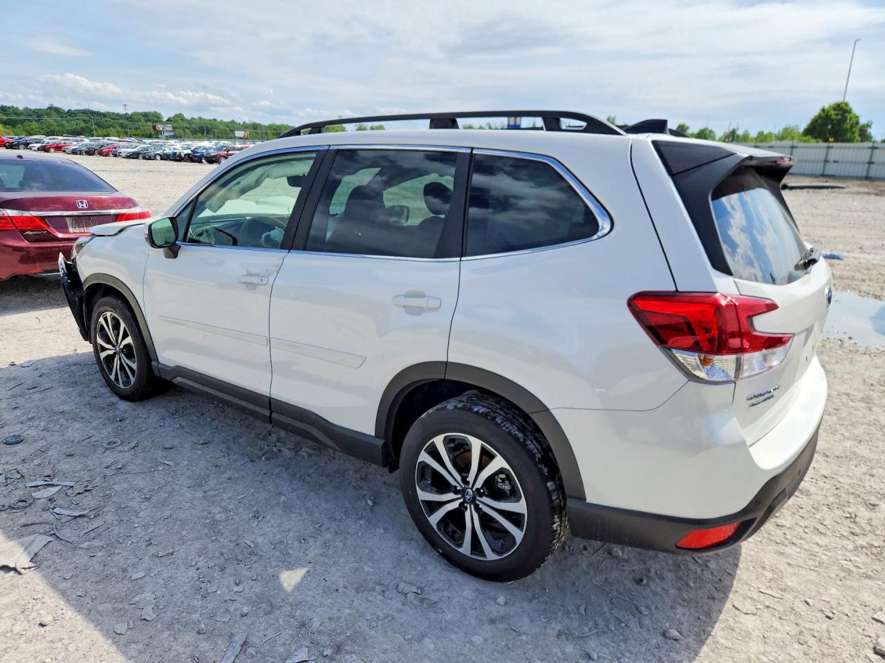2024 Subaru Forester VIN JF2SKALC4RH419211 photo 2