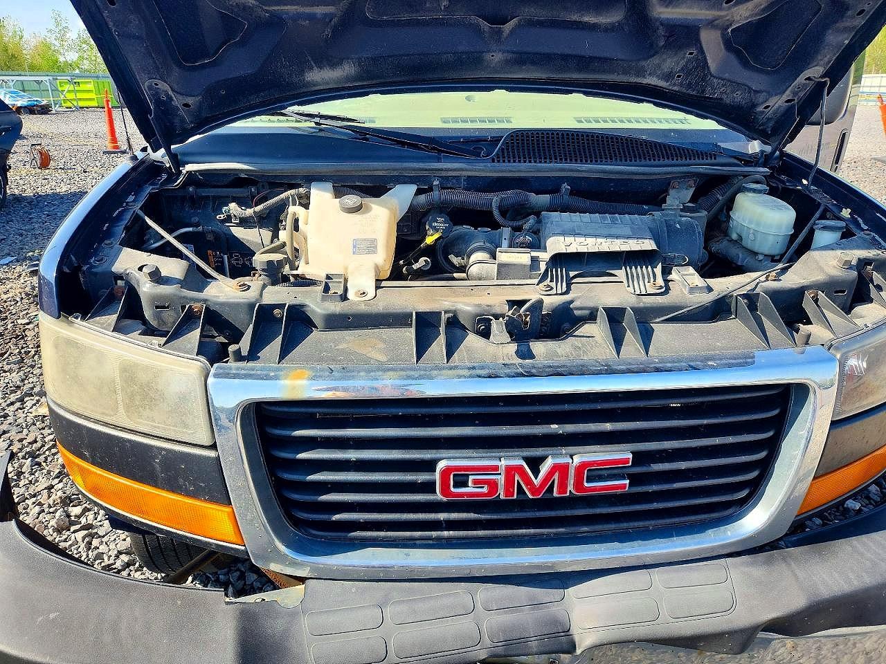 2014 GMC Savana VIN 1GTZ7TCG0E1190719 photo 11