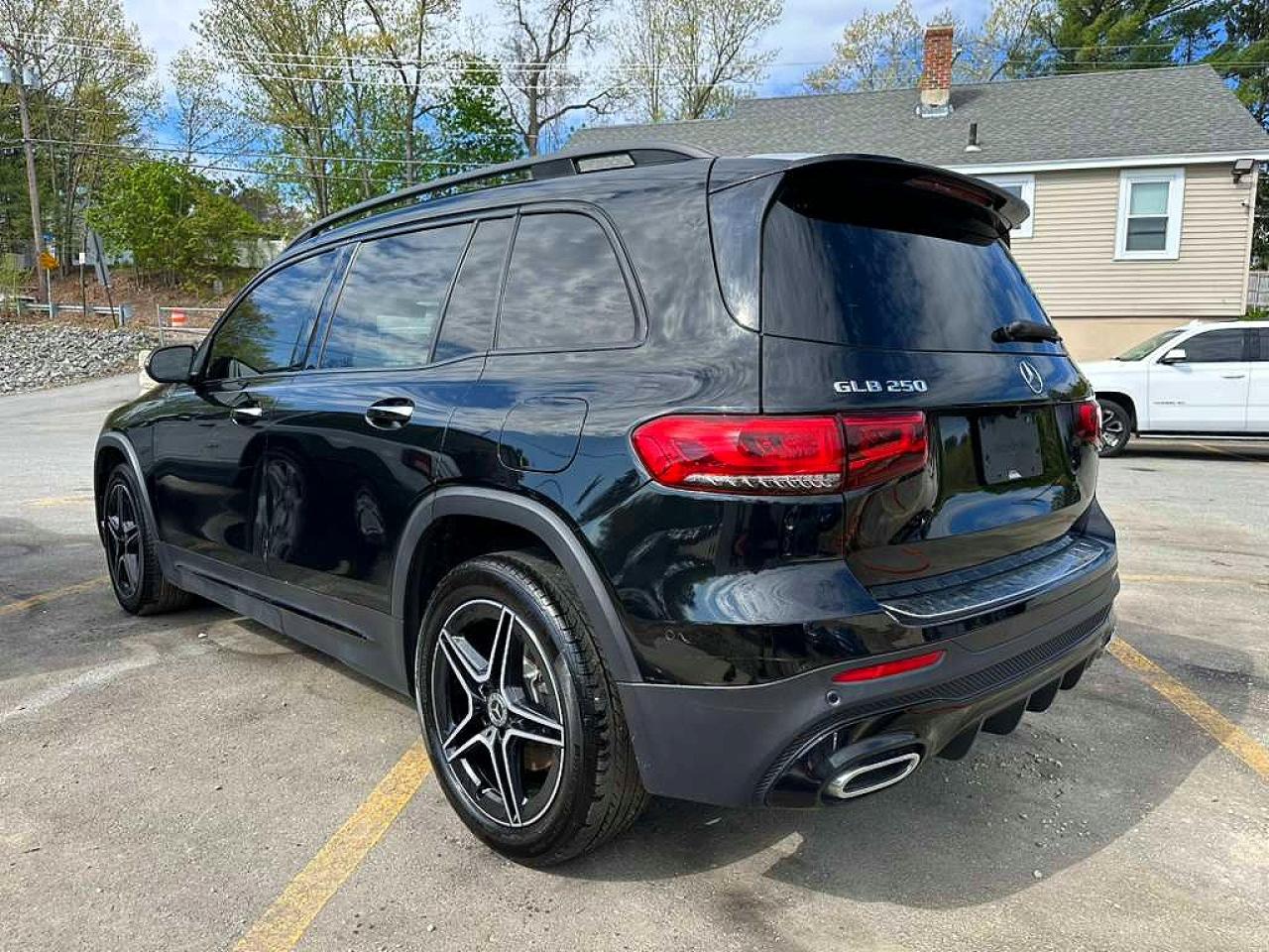 2020 Mercedes-Benz Glb-class VIN W1N4M4HB9LW015464 photo 2