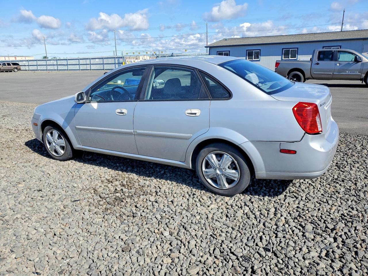 2004 Suzuki Forenza VIN KL5JD52Z84K975332 photo 2