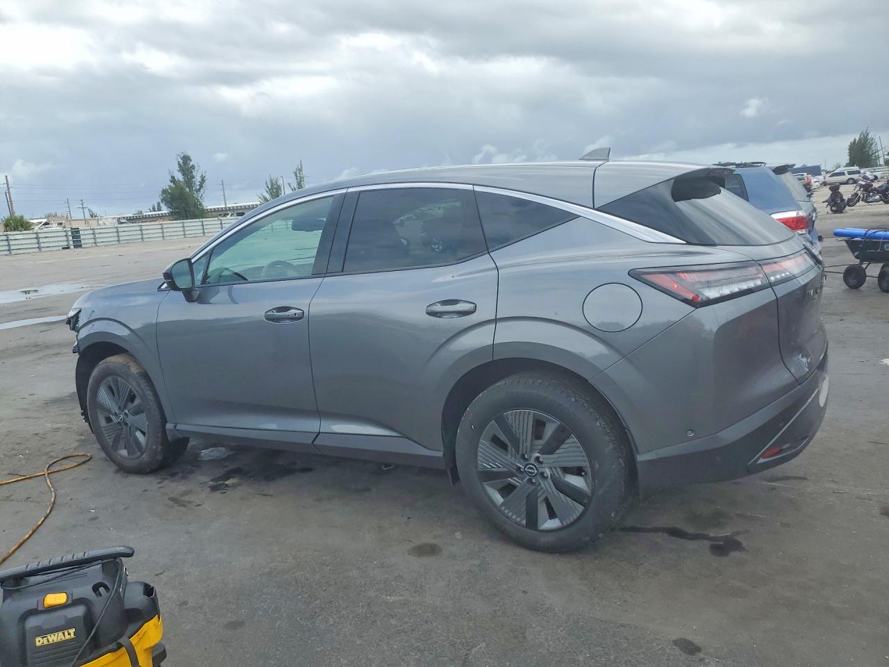2025 Nissan Murano VIN 5N1AZ3CS4SC109342 photo 2