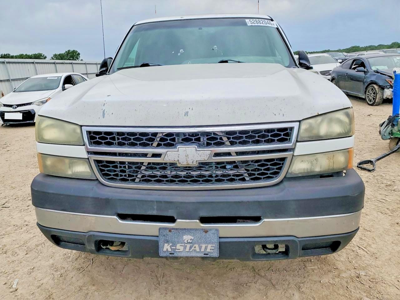 2006 Chevrolet All models VIN 1GCHK23U16F266382 photo 5