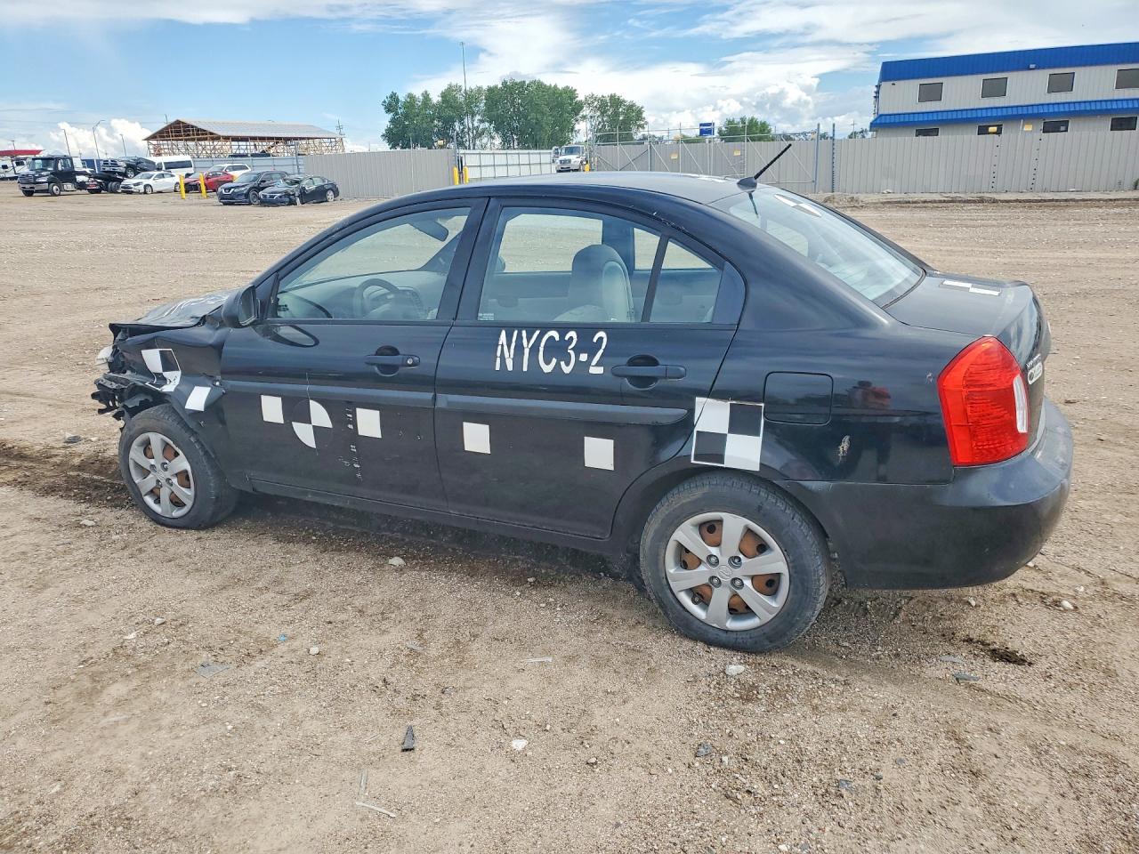 2009 Hyundai Accent VIN KMHCM46C59U312701 photo 2