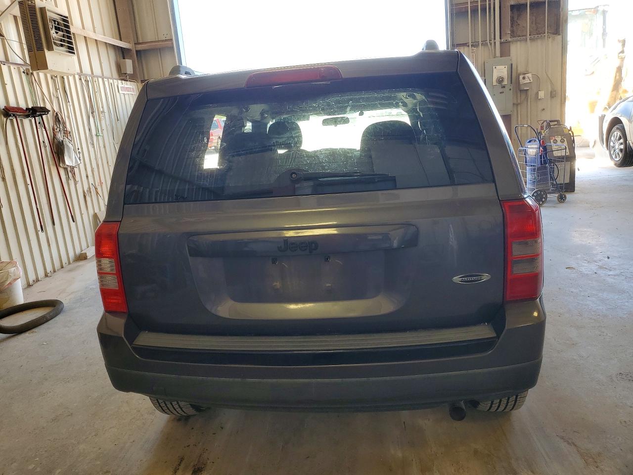 2015 Jeep Patriot VIN 1C4NJPBA0FD377317 photo 6