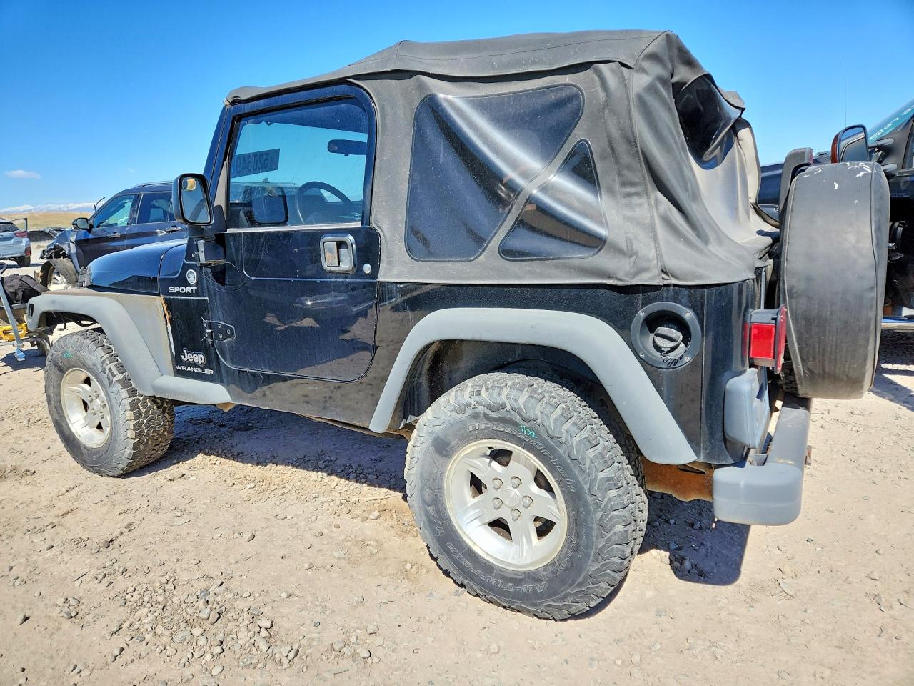2004 Jeep Wrangler / VIN 1J4FA49S44P734151 photo 2