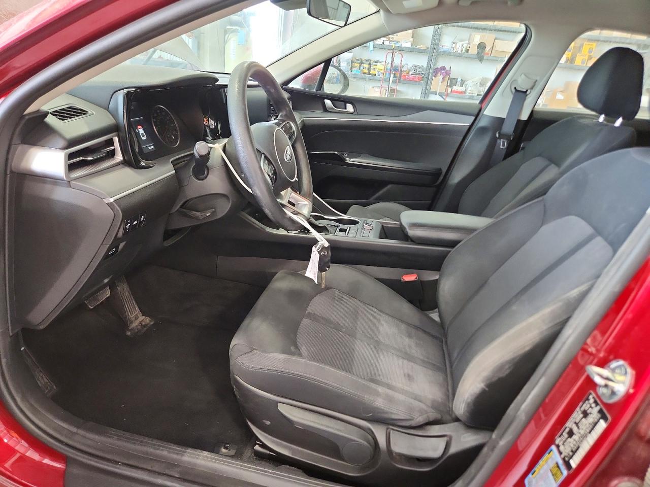 2021 Kia K5 VIN 5XXG24J24MG017890 photo 7