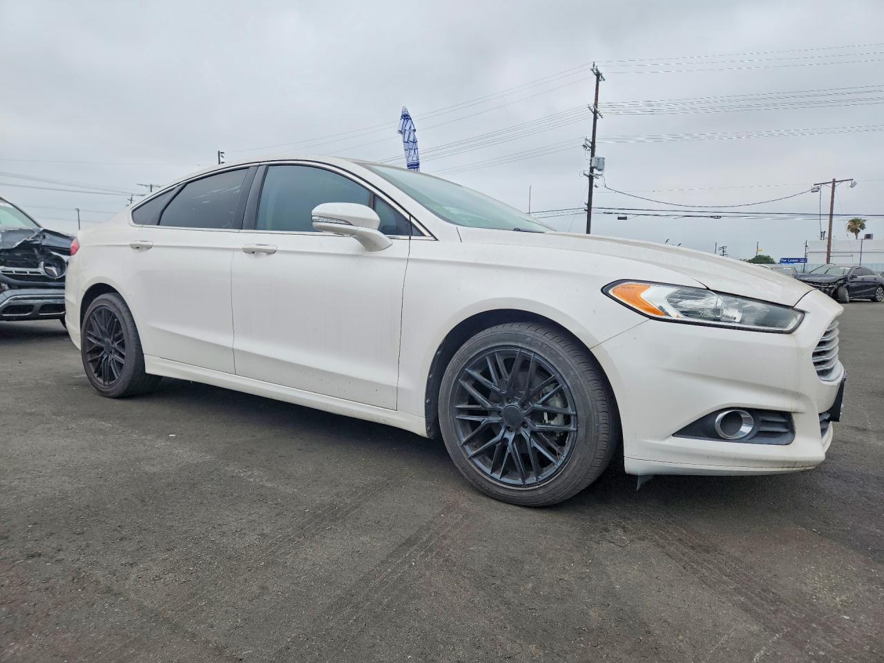 2013 Ford Fusion VIN 3FA6P0HR0DR192959 photo 4