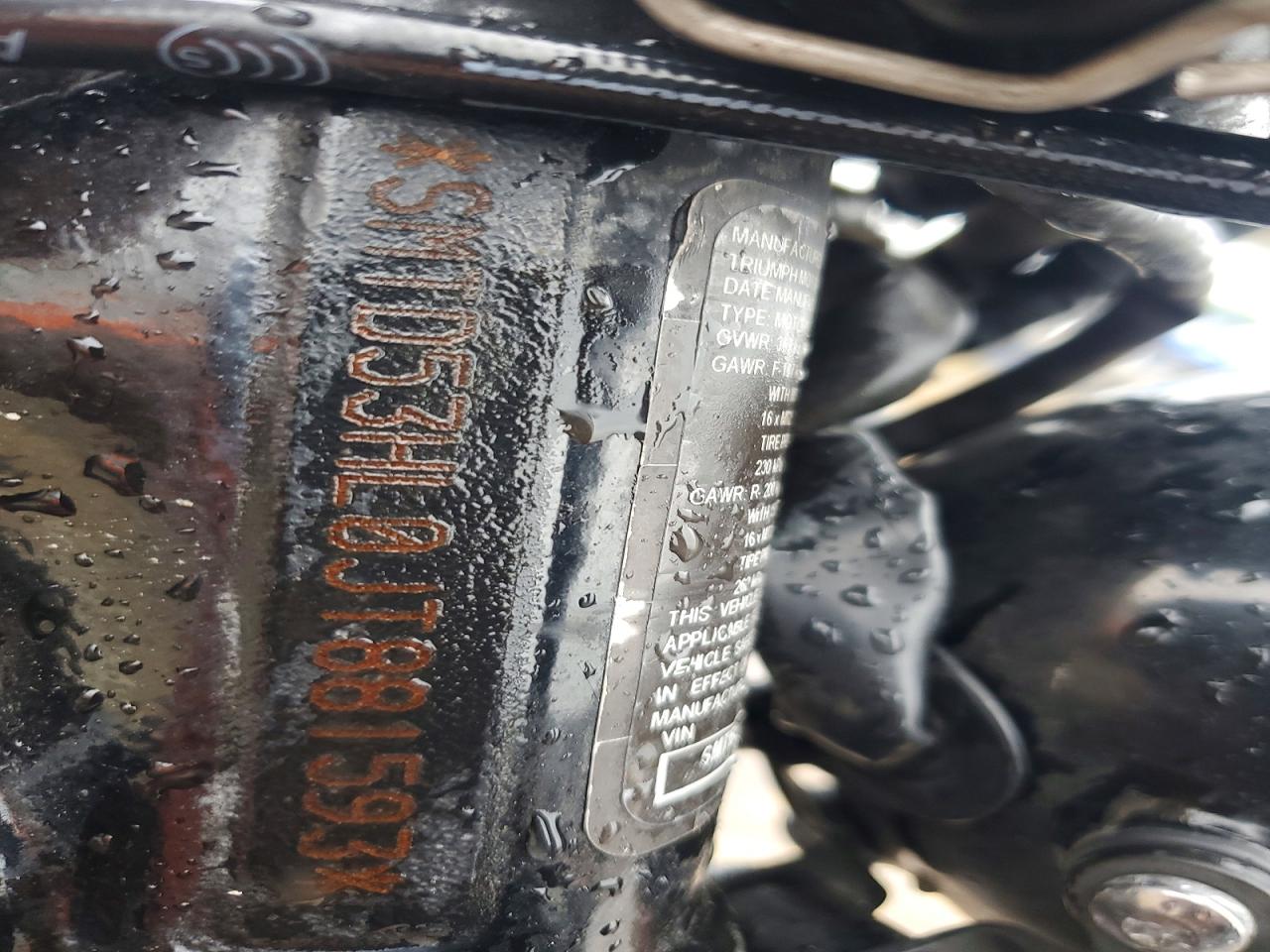 2018 TRIUMPH Bonneville VIN SMTD53HL0JT881593 photo 9
